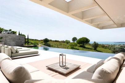 Moradia T4 para Venda em Estômbar e Parchal