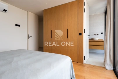 Moradia T4 para Venda em Estômbar e Parchal