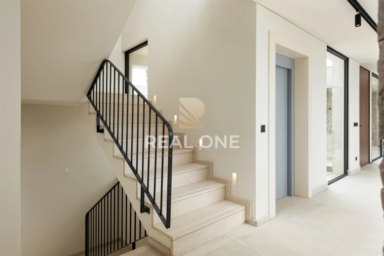 Moradia T4 para Venda em Estômbar e Parchal Foto 42