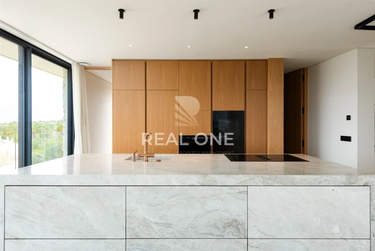 Moradia T4 para Venda em Estômbar e Parchal Foto 21