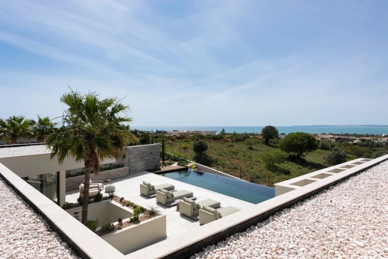 Moradia T4 para Venda em Estômbar e Parchal Foto 11