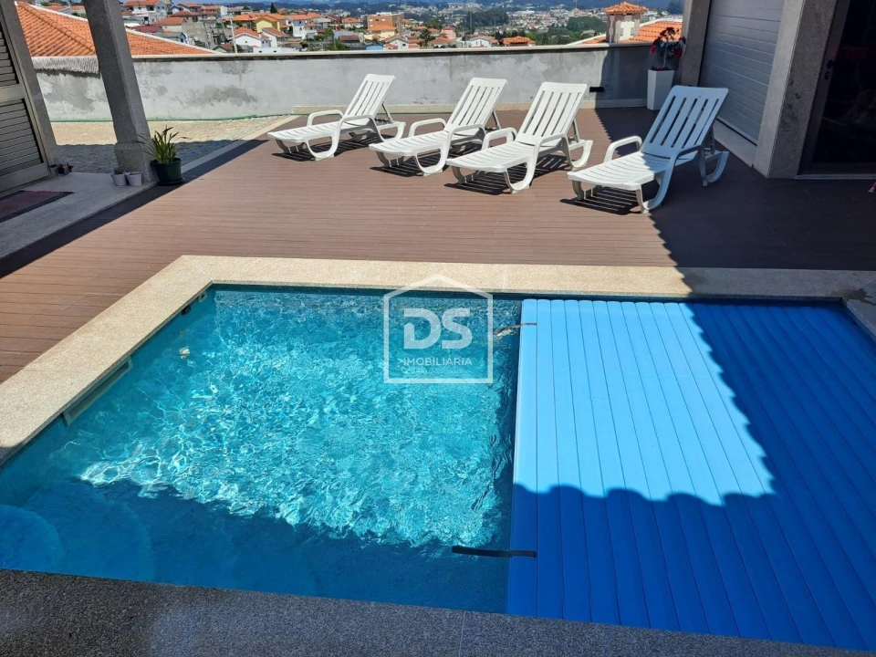 Moradia T3 para Venda em Duas Igrejas Foto 4