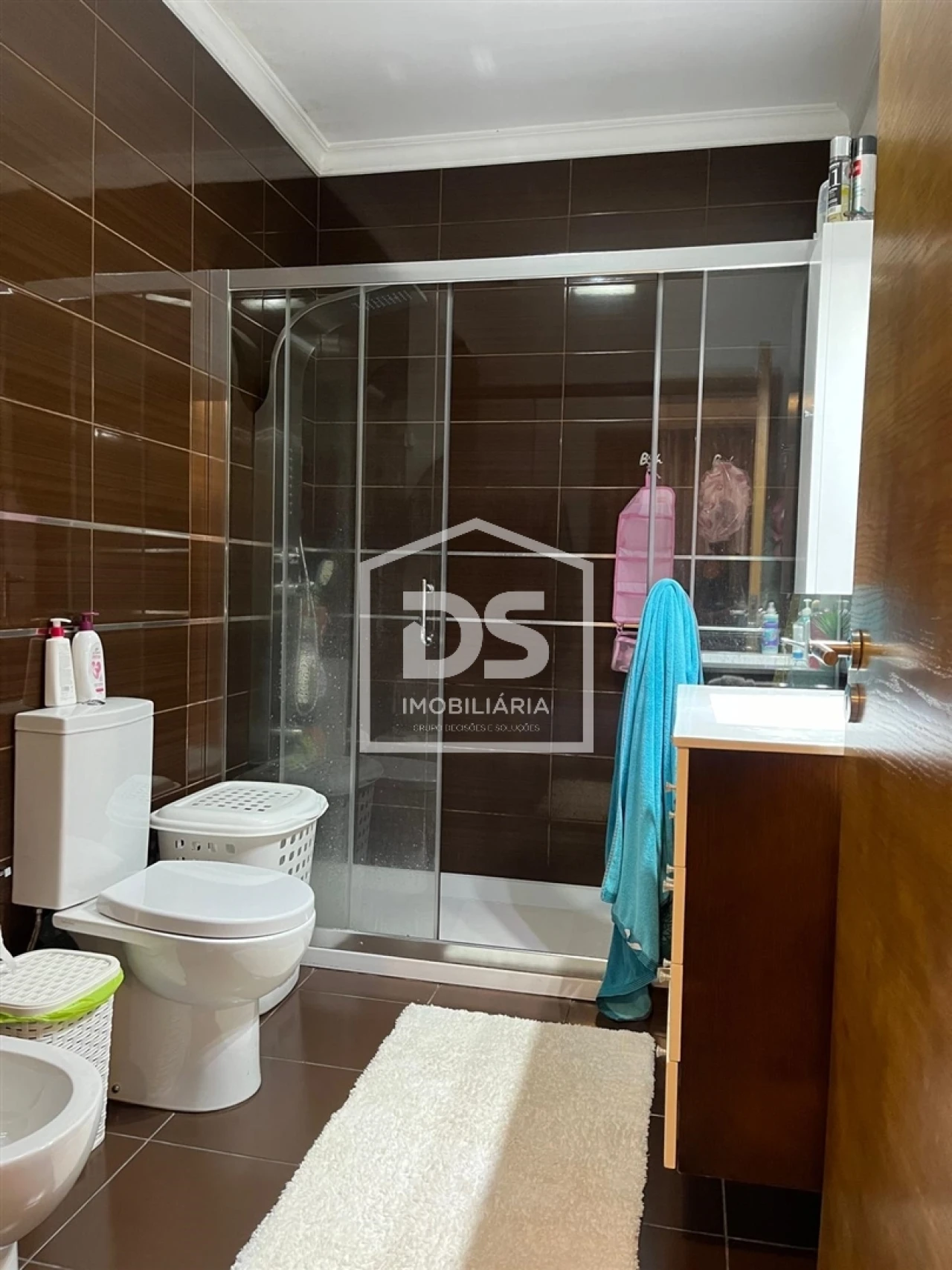 Moradia T3 para Venda em Duas Igrejas Foto 6