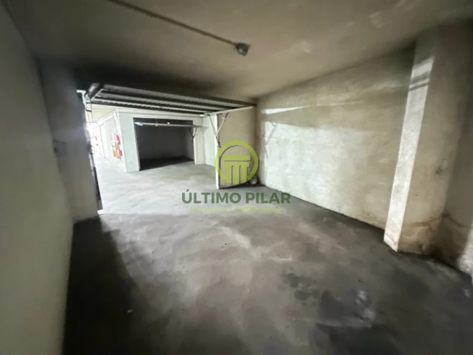 Garagem para Venda em Sé, Santa Maria e Meixedo Foto 6