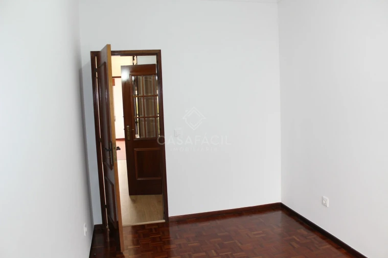 Apartamento T3 para Arrendamento em Alcochete Foto 13