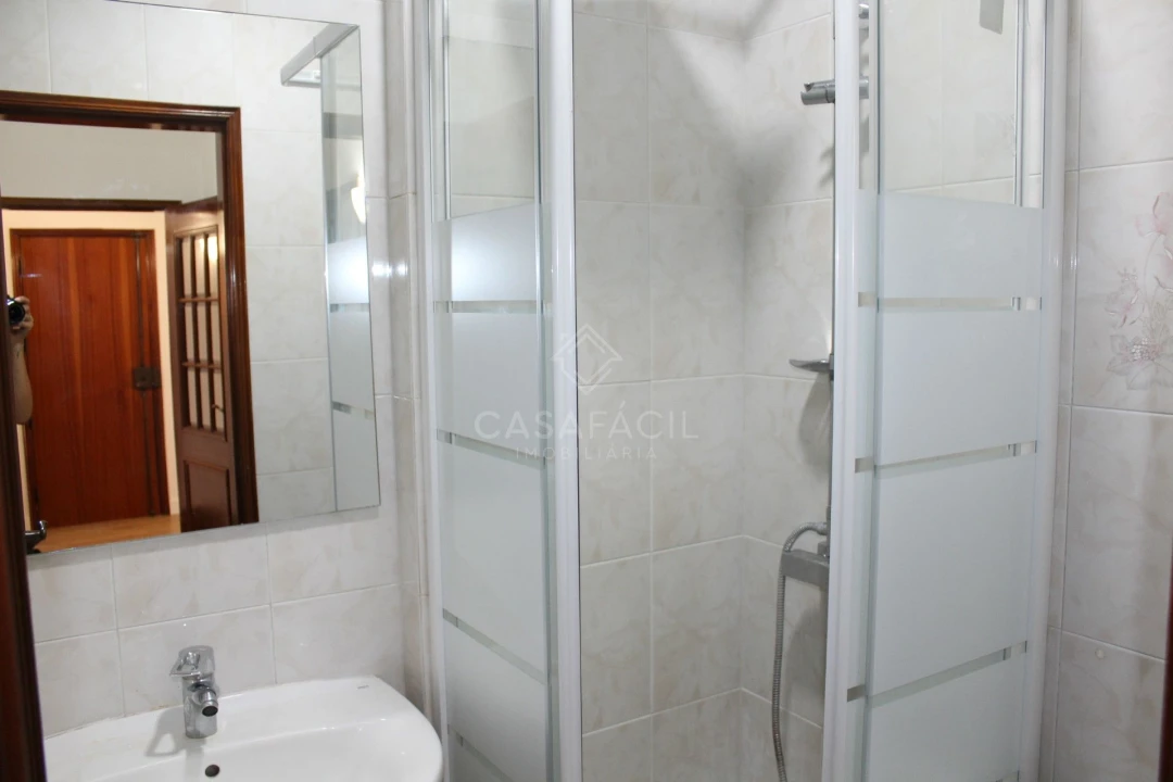 Apartamento T3 para Arrendamento em Alcochete Foto 16