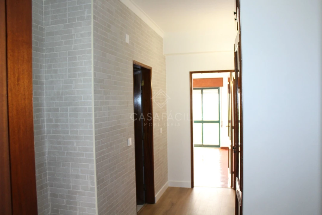 Apartamento T3 para Arrendamento em Alcochete Foto 10