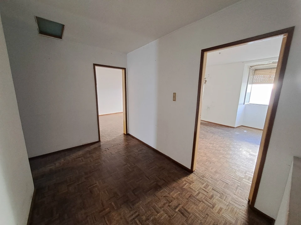 Moradia T5 para Venda em Miranda do Douro Foto 13