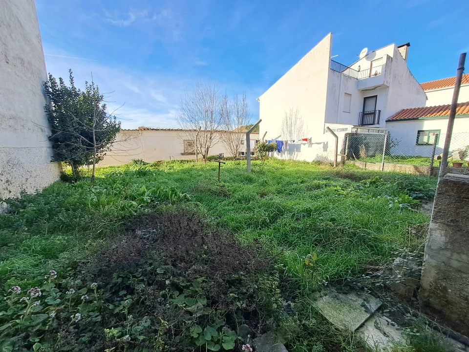 Moradia T5 para Venda em Miranda do Douro Foto 4