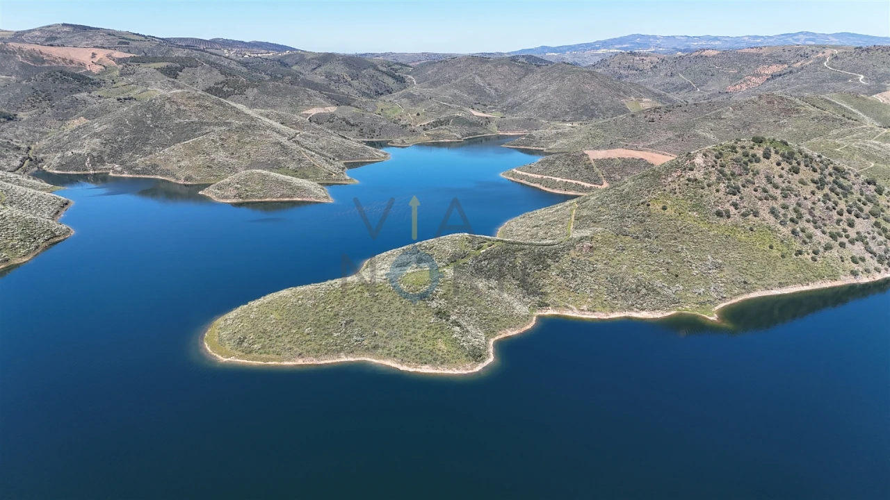 Quinta T0 para Venda em Cerejais Foto 10