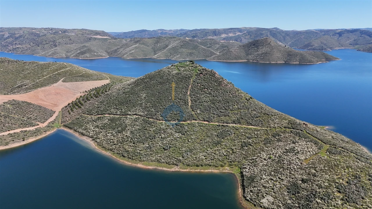 Quinta T0 para Venda em Cerejais Foto 16