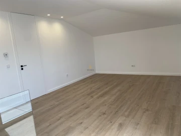 Apartamento T0 para Venda em Ranhados
