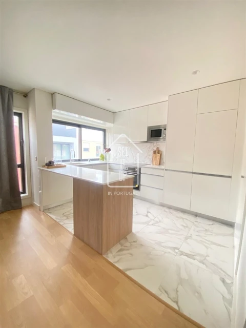 Apartamento T0 para Venda em Cedofeita, Santo Ildefonso, Sé, Miragaia, São Nicolau e Vitória