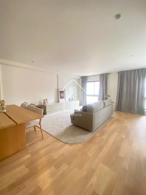 Apartamento T0 para Venda em Cedofeita, Santo Ildefonso, Sé, Miragaia, São Nicolau e Vitória