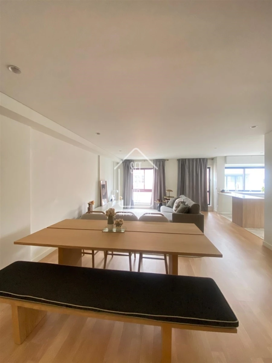 Apartamento T0 para Venda em Cedofeita, Santo Ildefonso, Sé, Miragaia, São Nicolau e Vitória Foto 8