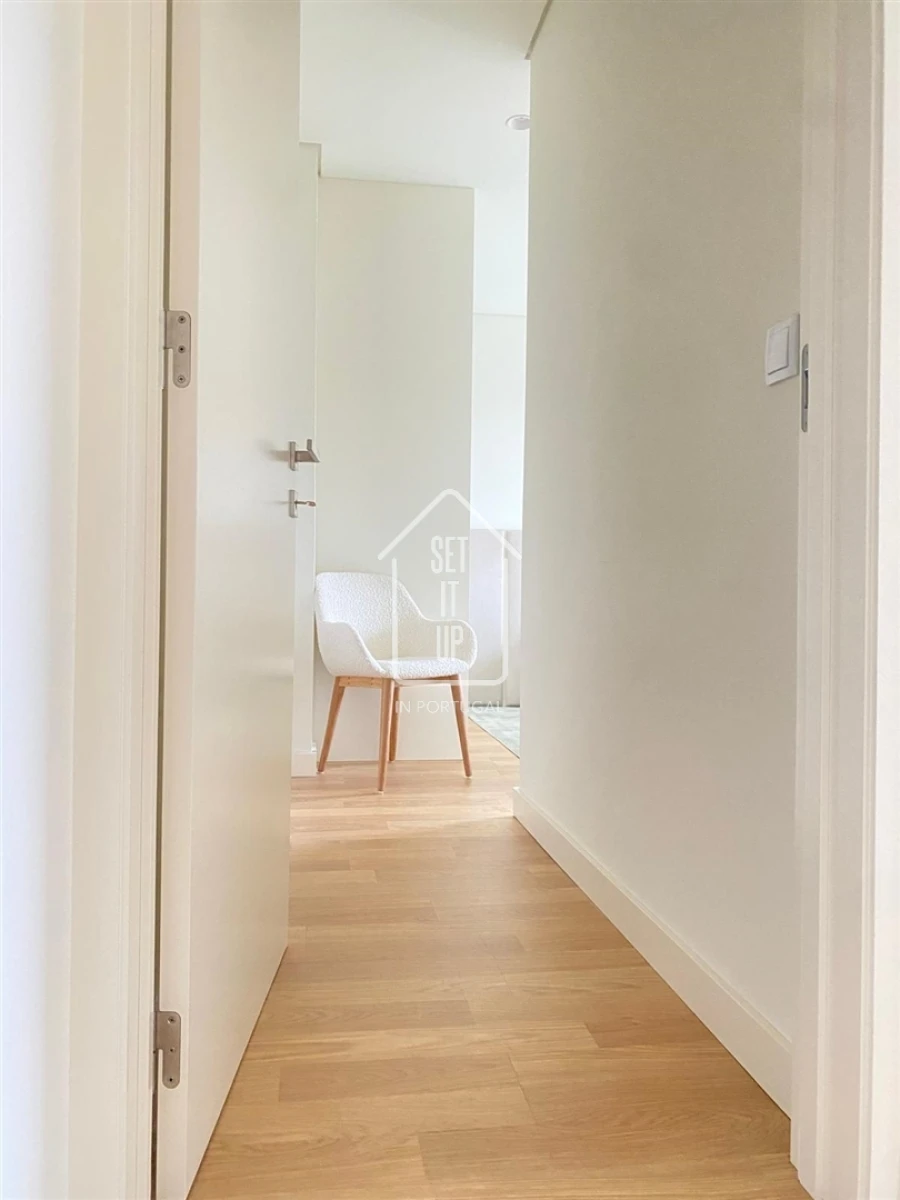 Apartamento T0 para Venda em Cedofeita, Santo Ildefonso, Sé, Miragaia, São Nicolau e Vitória Foto 24