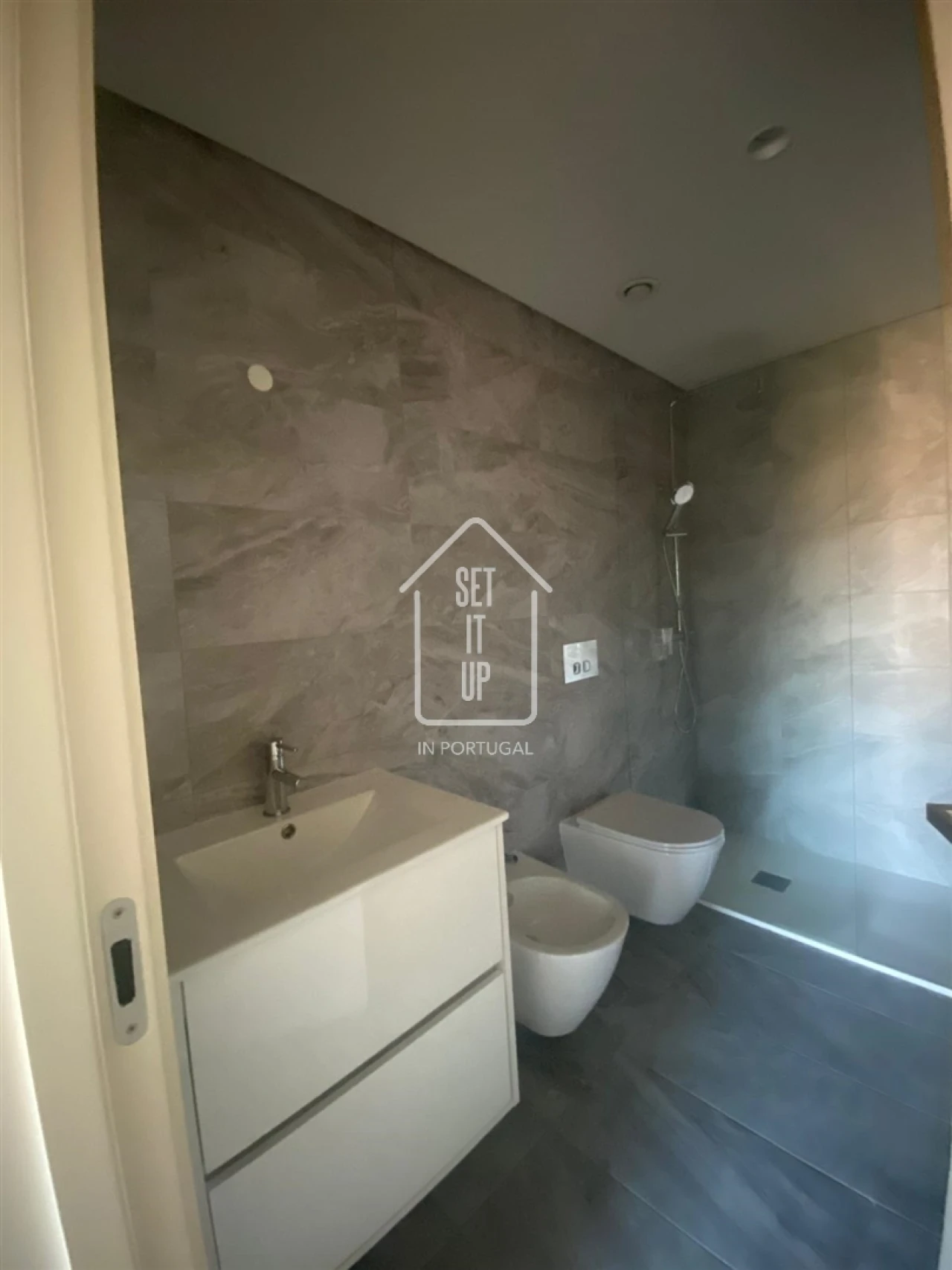 Apartamento T0 para Venda em Cedofeita, Santo Ildefonso, Sé, Miragaia, São Nicolau e Vitória Foto 42