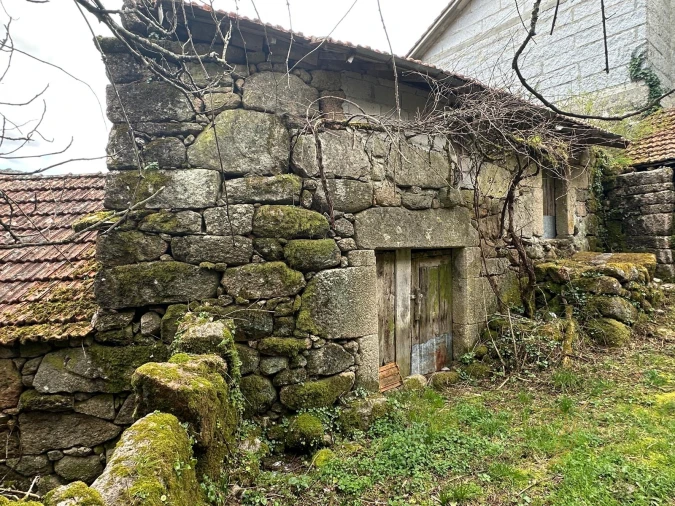 Moradia T0 para Venda em Castro Laboreiro e Lamas de Mouro Foto 3