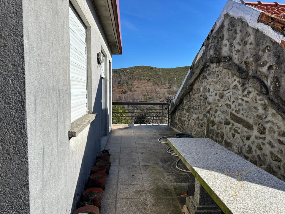 Moradia T3 para Venda em Castro Laboreiro e Lamas de Mouro Foto 32