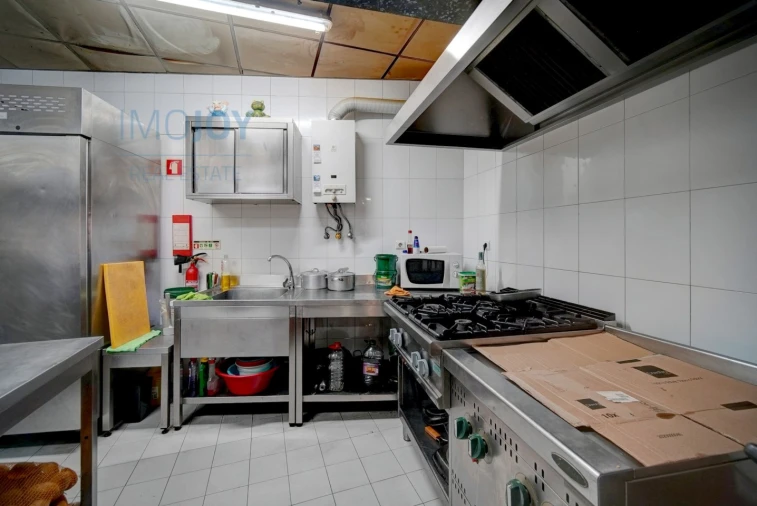 Loja para Venda em Falagueira-Venda Nova Foto 14