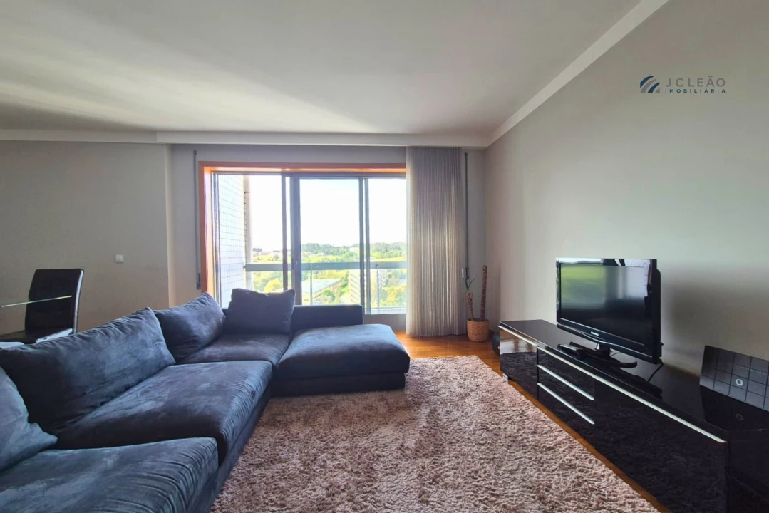 Apartamento T2 para Venda em Moreira Foto 11