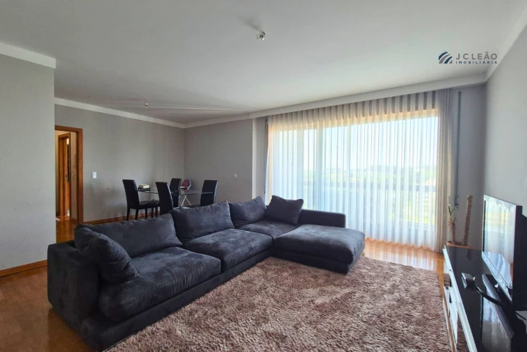 Apartamento T2 para Venda em Moreira Foto 1