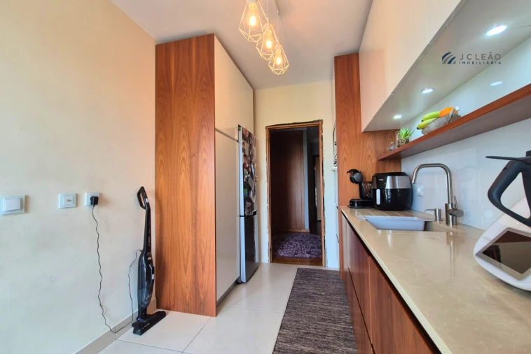Apartamento T2 para Venda em Moreira Foto 6