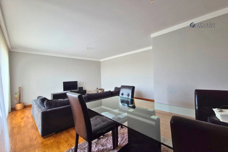 Apartamento T2 para Venda em Moreira Foto 14