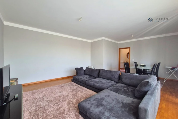 Apartamento T2 para Venda em Moreira Foto 15