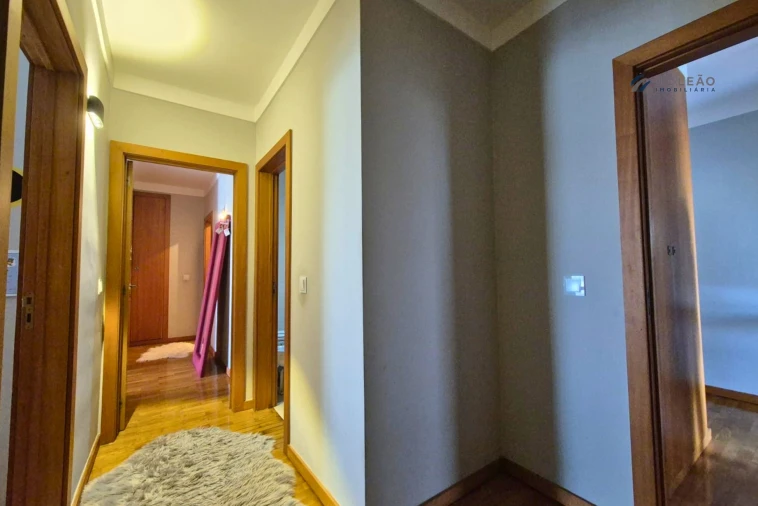 Apartamento T2 para Venda em Moreira Foto 27
