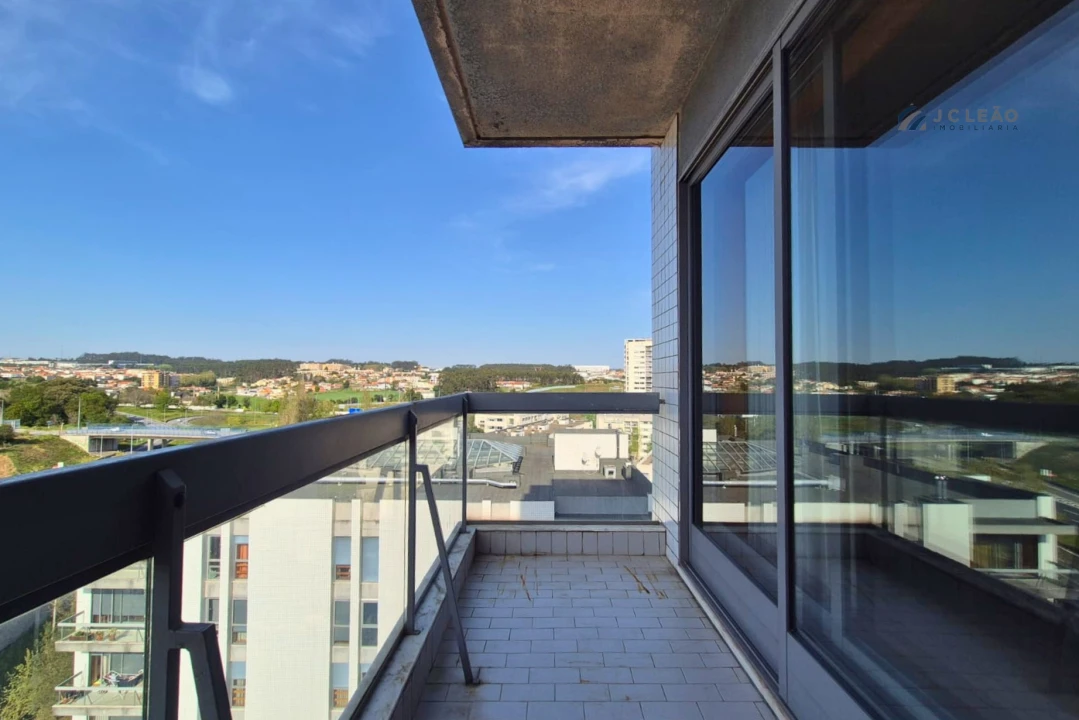 Apartamento T2 para Venda em Moreira Foto 19