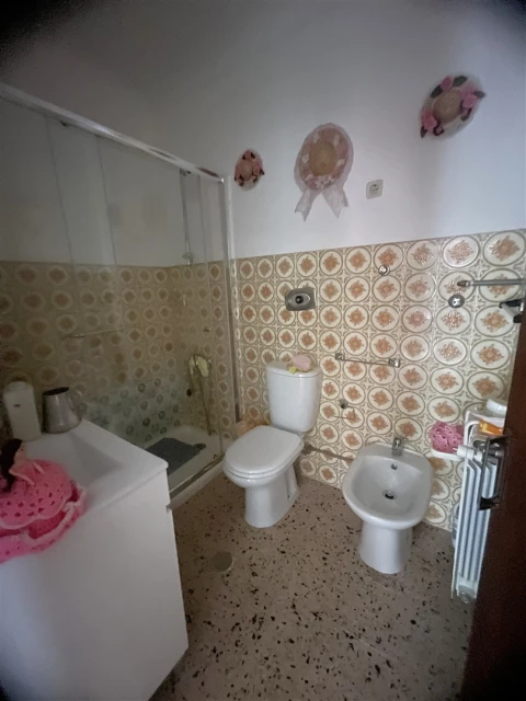Moradia T4 para Venda em Melo e Nabais