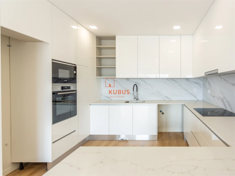 Moradia T4 para Venda em Nossa Sra de Fatima Foto 5