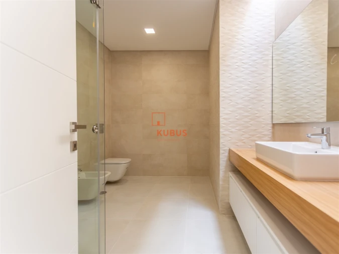 Moradia T4 para Venda em Nossa Sra de Fatima Foto 16