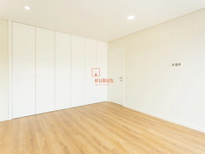 Moradia T4 para Venda em Nossa Sra de Fatima Foto 15