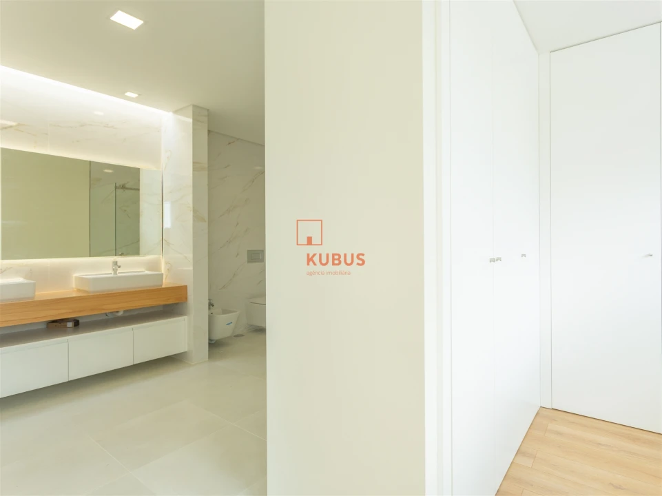 Moradia T4 para Venda em Nossa Sra de Fatima Foto 21