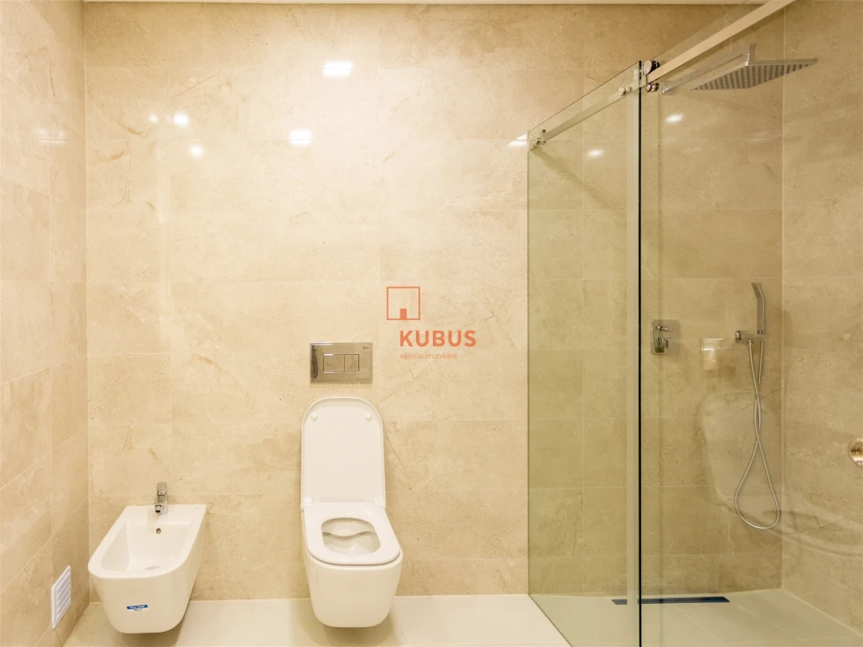 Moradia T4 para Venda em Nossa Sra de Fatima Foto 11