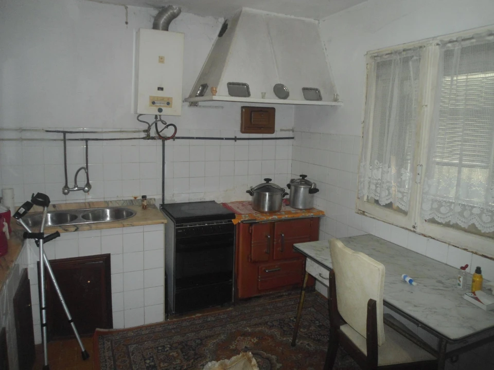 Moradia T3 para Venda em Gondarem Foto 8