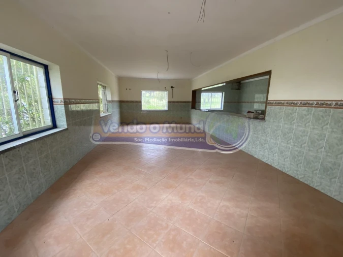 Armazém para Venda em Mora Foto 5