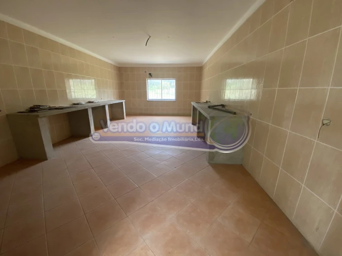 Armazém para Venda em Mora Foto 11