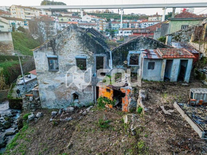 Terreno para Venda em Oliveira do Douro Foto 12