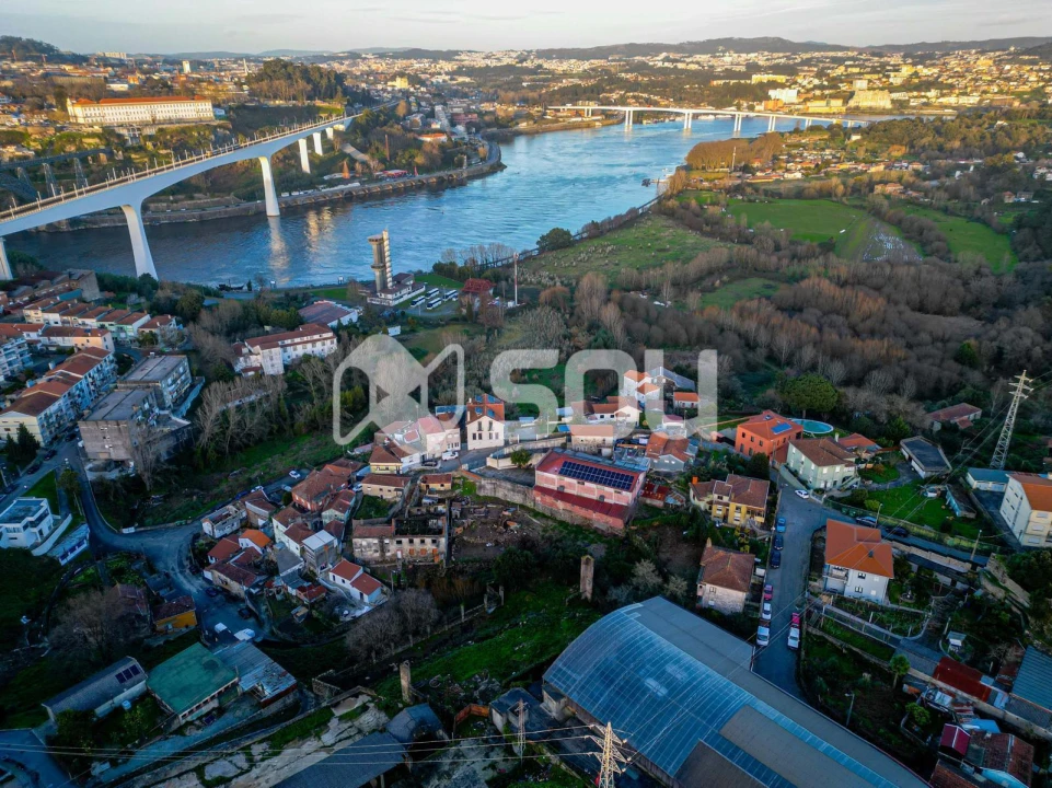 Terreno para Venda em Oliveira do Douro Foto 15