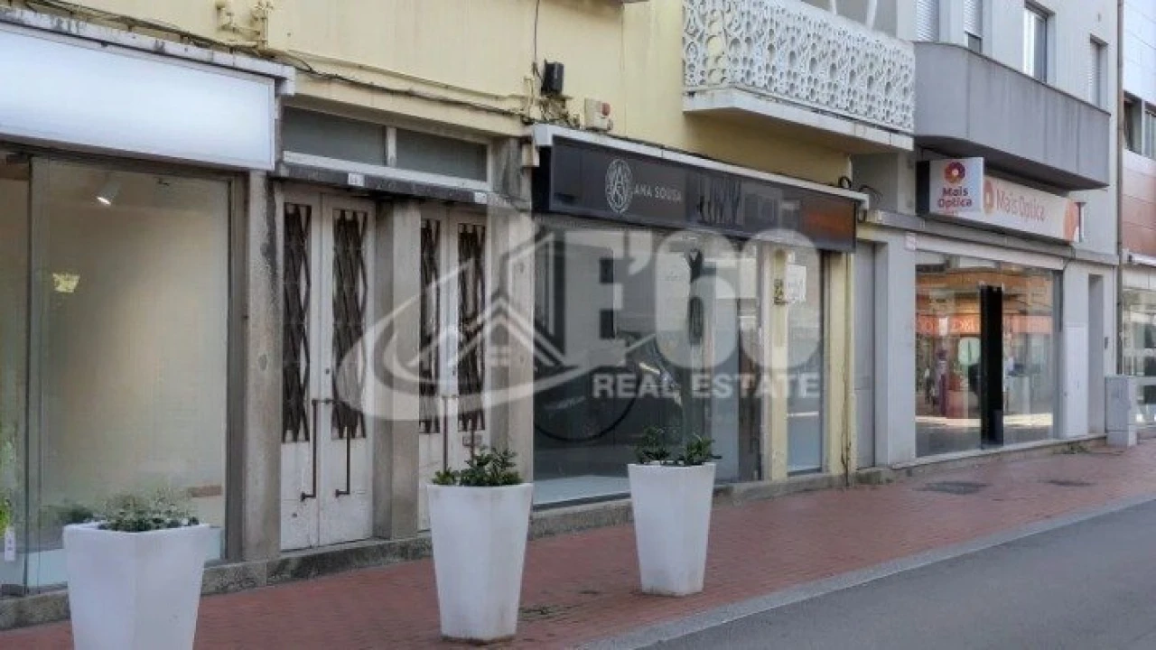 Loja para Arrendamento em Espinho Foto 6