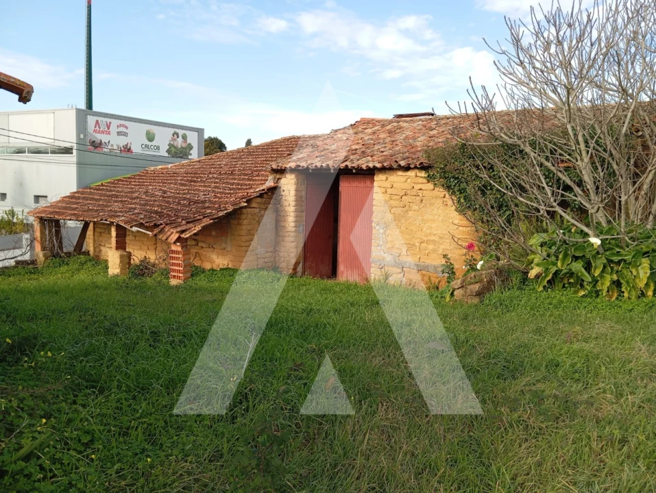 Moradia T2 para Venda em Oiã Foto 32