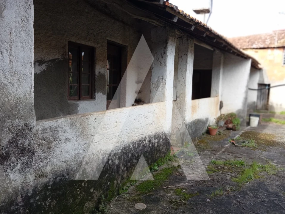 Moradia T2 para Venda em Oiã Foto 18