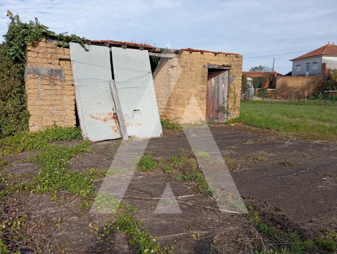 Moradia T2 para Venda em Oiã Foto 30