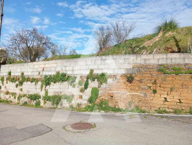 Moradia T2 para Venda em Oiã Foto 45