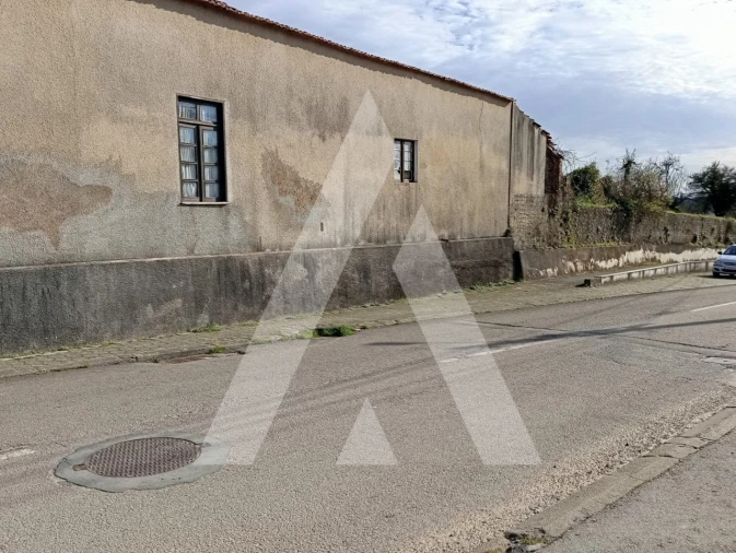 Moradia T2 para Venda em Oiã Foto 4