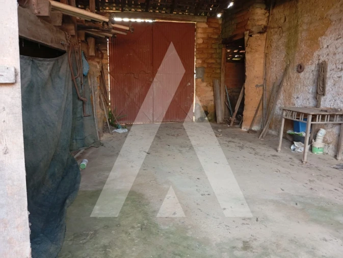 Moradia T2 para Venda em Oiã Foto 5