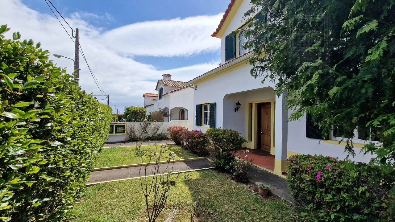 Moradia T3 para Venda em Relva Foto 12